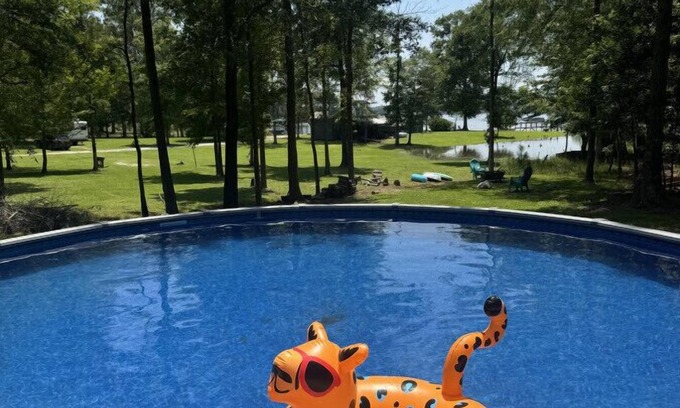 Prosperity House | Home w/Pool, Sups, and more near Dreher Island