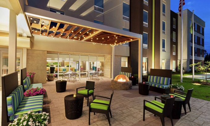 Pooler Hotel | Home2 Suites by Hilton Savannah Airport