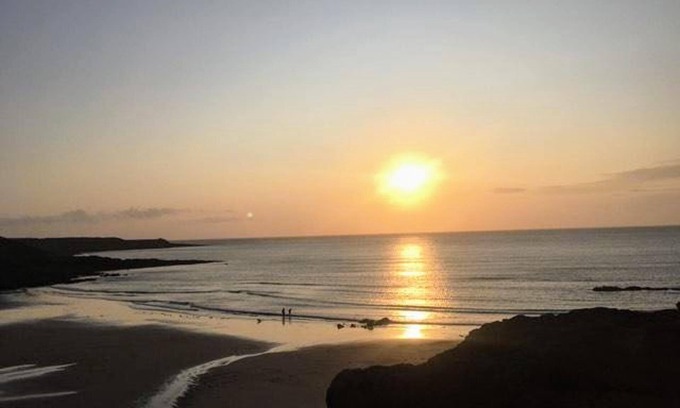 Tudweiliog House | Homely, 4-bed House Close to Stunning Beach