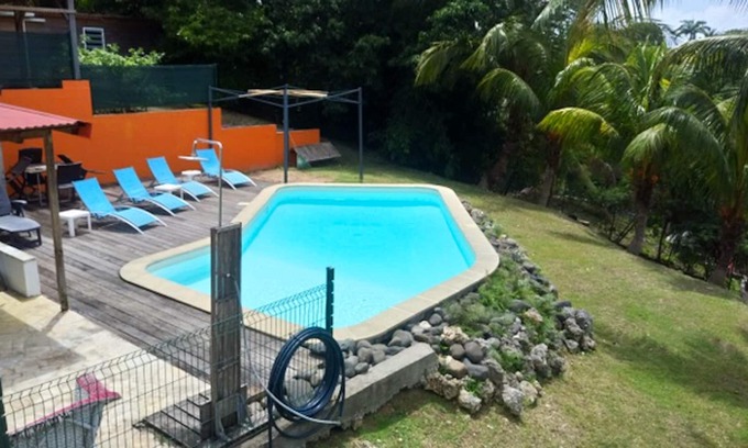 Perinet House | Homerez - Amazing bungalow 1 km away from the beach for 2 ppl. with shared pool