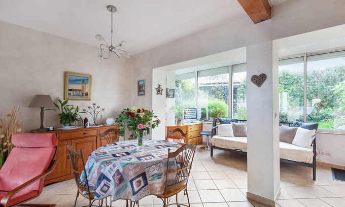 Gravelines House | Homerez - Charming house in Gravelines with garden and bikes available