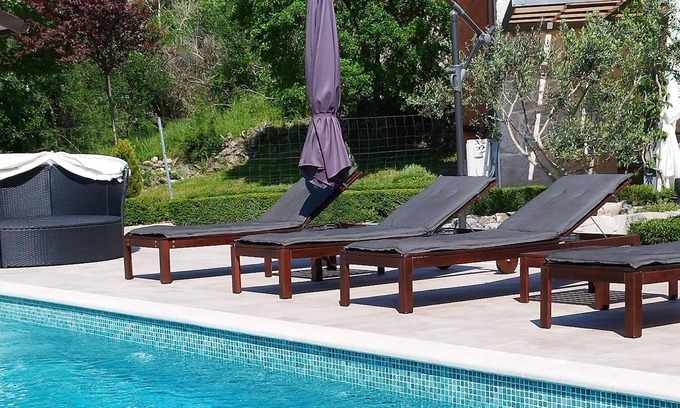 Ripenda Verbanci Villa | Homerez - Spacious villa 5 km away from the beach for 6 ppl. with swimming-pool
