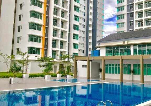 Bandar Meru Raya Apartment | Homestay Epoh Meru Raya F3 with NEtFLIX