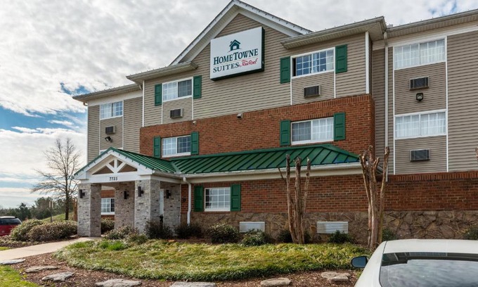 Concord Hotel | HomeTowne Studios & Suites by Red Roof Charlotte - Concord