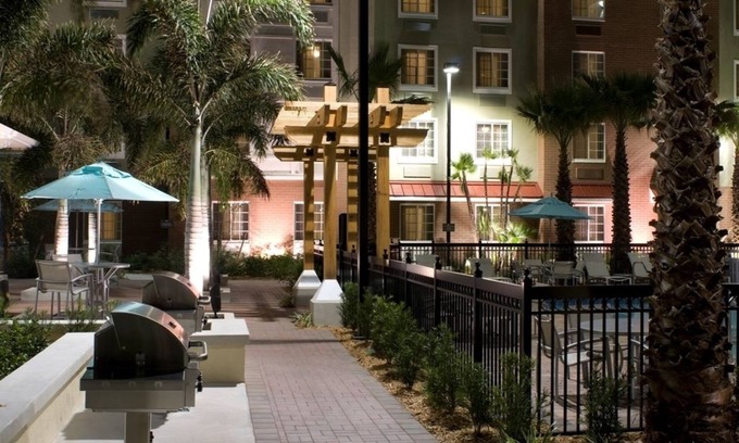 Port Saint Lucie Hotel | Homewood Suites by Hilton Port Saint Lucie-Tradition