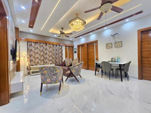 Vaishali Apartment | Homlee-Gokul 4BHK Flat-Lift-Parking-Max vaishali-Terrace