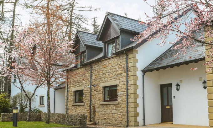 Penrith House | Honeybee Cottage