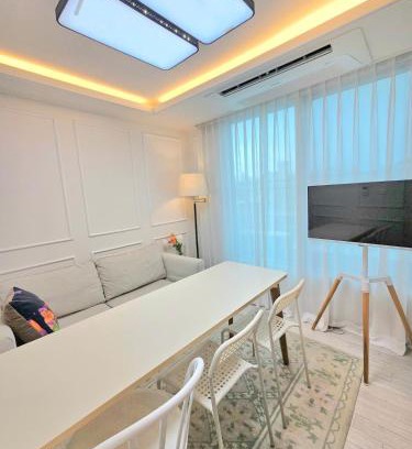 Yeonnam-dong Apartment | #Hongdae EXIT2#DELUXE APT#New Building#Luggage storage#Parking