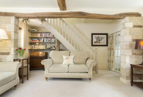 Quenington House | Hope Cottage
