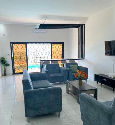 Yof Apartment | Horizon bleue