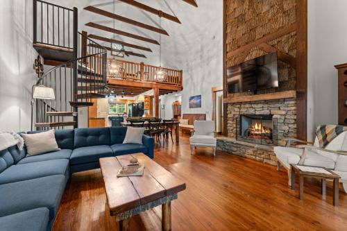 Highlands Cabin | Horse Cove Haven
