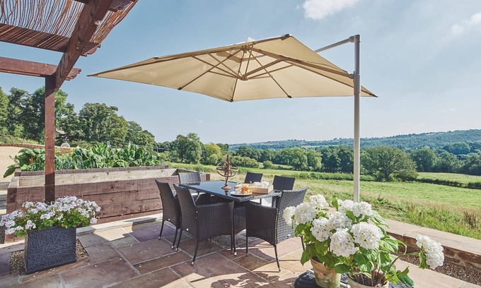 Holmesfield Apartment | Horseshoe House - Luxury Cottages