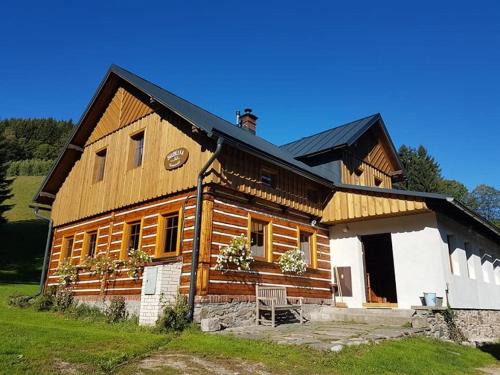 Pec pod Snezkou Ski Chalet | Horská chata Boubelka