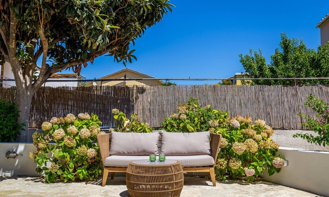 Kassiopi House | Hortensia House