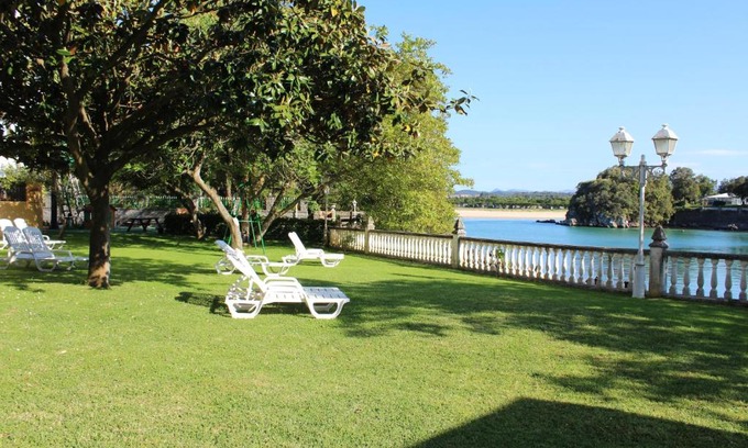 Isla House | Hospedaje de La Hoz