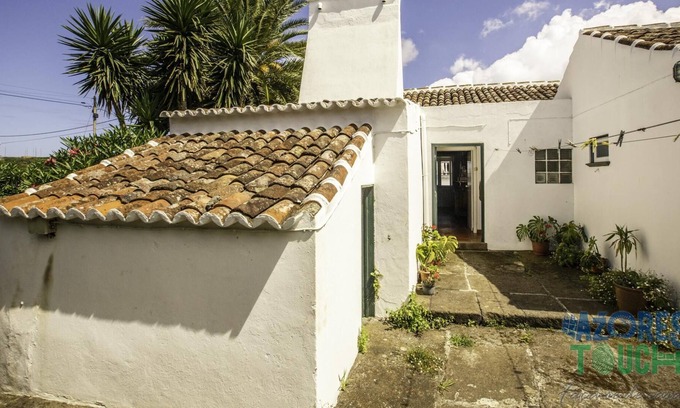 Praia da Vitoria House | Hospedaria Casa D Av Quarto 3 - Twin