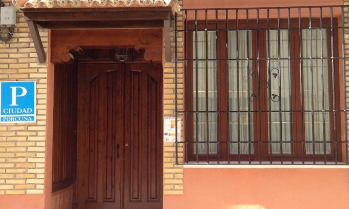 Porcuna House | Hospedería Ana Pilar
