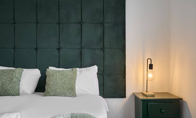 Cribbs Causeway House | Host & Stay | Bristol Property