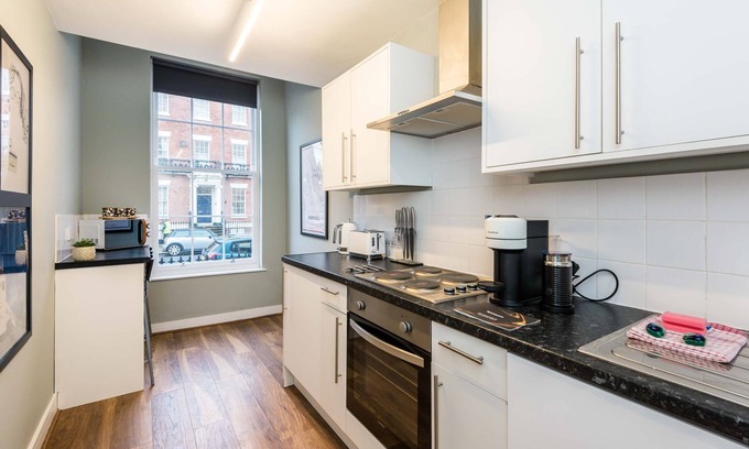 Georgian Quarter Apartment | Host Stay Canning Quarters I and II