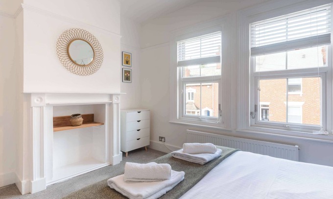 Caversham House | Host & Stay | Caversham Westfield House