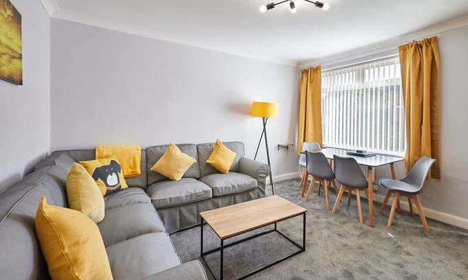 Marske-by-the-Sea House | Host & Stay | Sands Walk Cottage