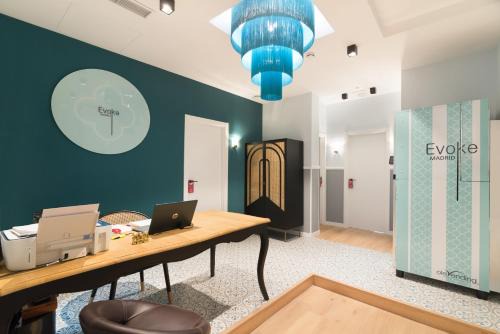 Literary Quarter Hostel | Hostal Evoke Madrid