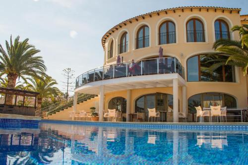Casas de Torrat Bed & Breakfast | Hostal Gran Sol