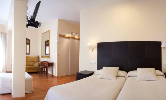 Soria Hostel | Hostal Ruiz
