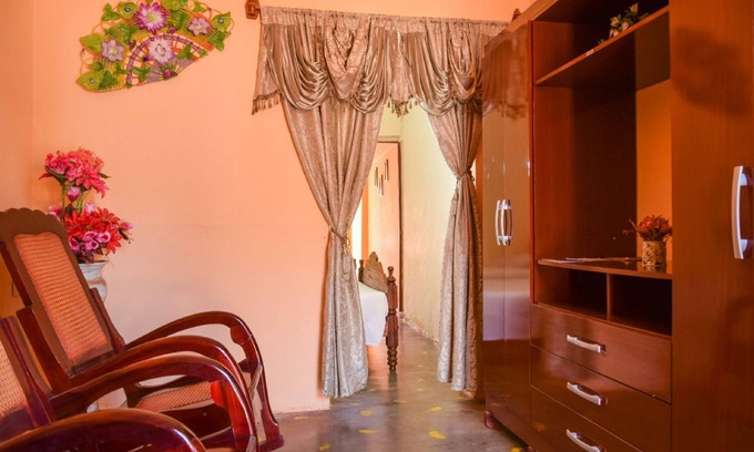 Trinidad Hotel | Hostal Soroa