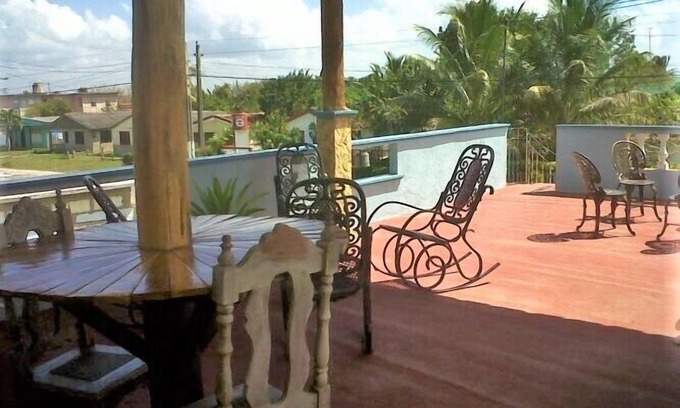 Municipality of Cienaga de Zapata House | Hostal Yuyo