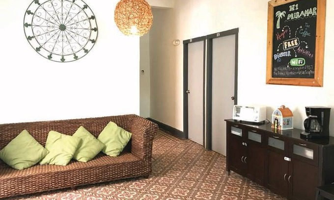 Miramar Hostel | Hostel ∙ 8 guests