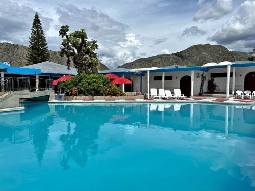 Ambuqui Hotel | Hosteria Aruba