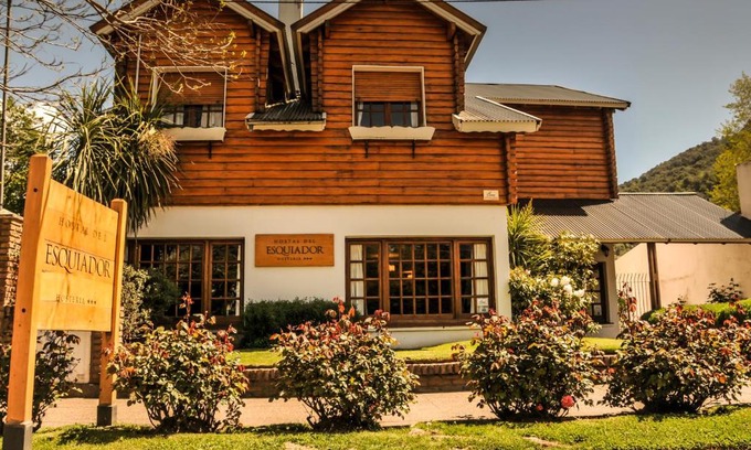 Lanin National Park Hotel | Hosteria Hostal del Esquiador