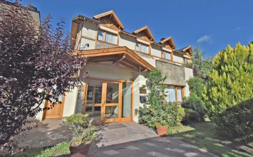 Lanin National Park Hotel | Hosteria Monteverde by Visionnaire