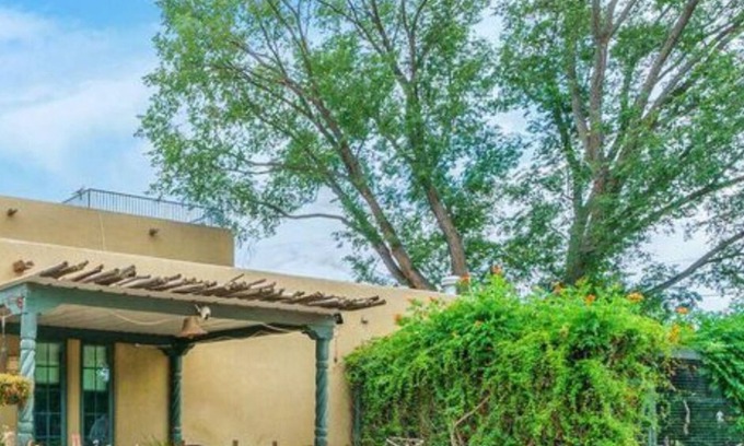 Alamedan Valley Villa | HOT TUB LUXURY Jacuzzi