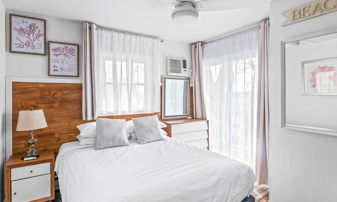 Hampton Bays Hotel | Hotel ∙ 112: The Ocean View