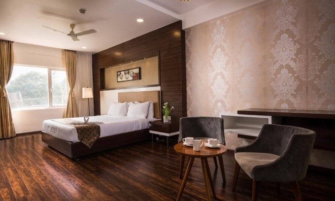 Chikkamagaluru Hotel | HOTEL AADRIKA