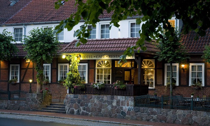 Egestorf Hotel | Hotel Acht Linden