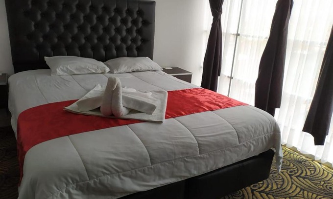 La Paz Hotel | Hotel Alexander