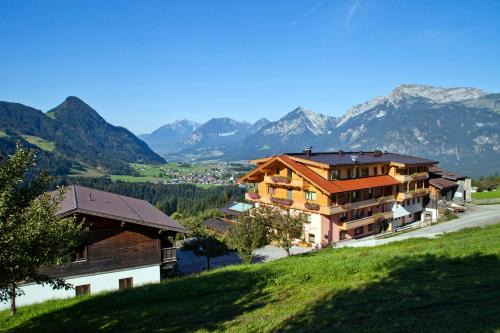 Reith im Alpbachtal Hotel | Hotel & Alpengasthof Pinzgerhof