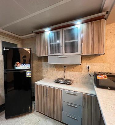 Cairo Apartment | Hotel APT in Maadi 2rm see full Nile&pyramid