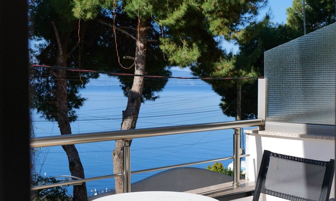 Sarande Hotel | Hotel Argjiro