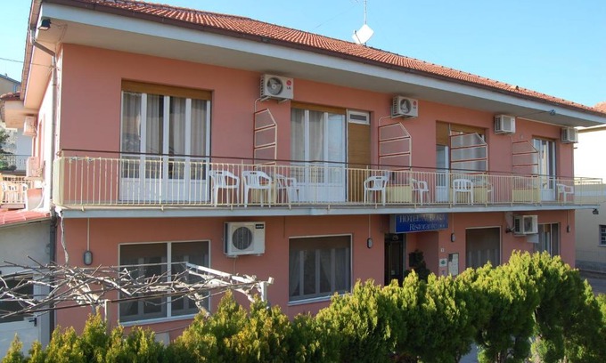 Loano Hotel | Hotel Aurora