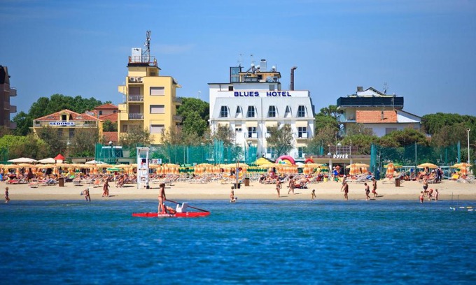 Pinarella Hotel | Hotel Blues