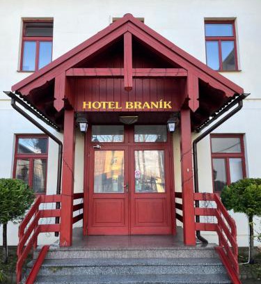 Branik Hotel | Hotel Braník
