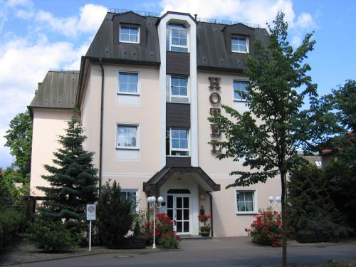 Koenigs Wusterhausen House | Hotel Brandenburg