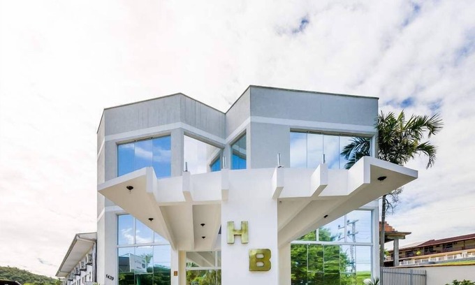 Praia da Armacao do Itapocoroi Hotel | Hotel Brasil