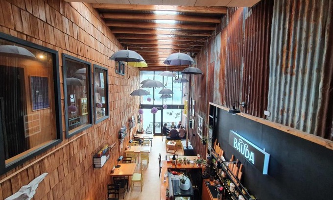 Castro Hotel | Hotel & Café Bauda