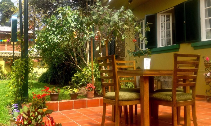 La Mariscal Hotel | Hotel Cayman