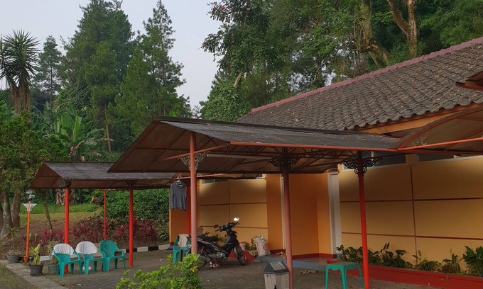 Cisarua Hotel | Hotel Cisarua Indah